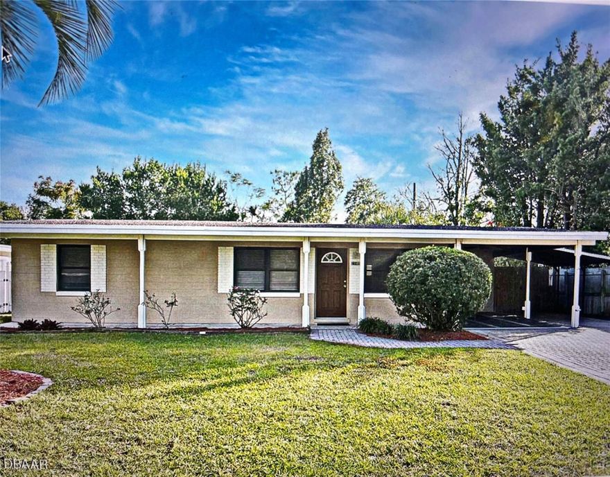 Fully updated 3 bedroom 1 bath home ready to move into with work shop out back and storage shed. Great Winter Park/Maitland location with easy access to shopping and highways. Oversized large lot with room to grow in quiet community. Call today for your private showing of this wonderful home.