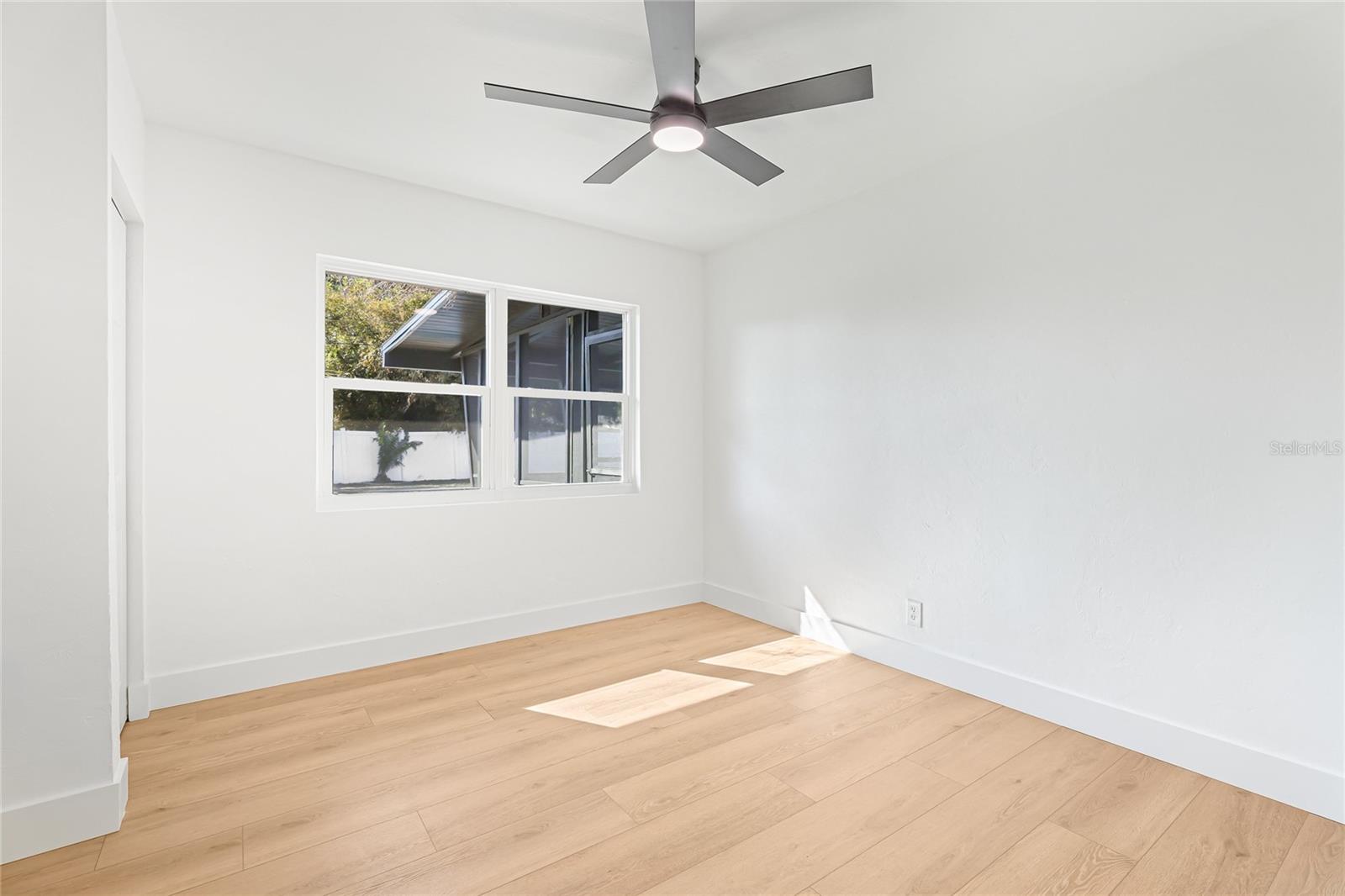 SOUTH GATE - Residential