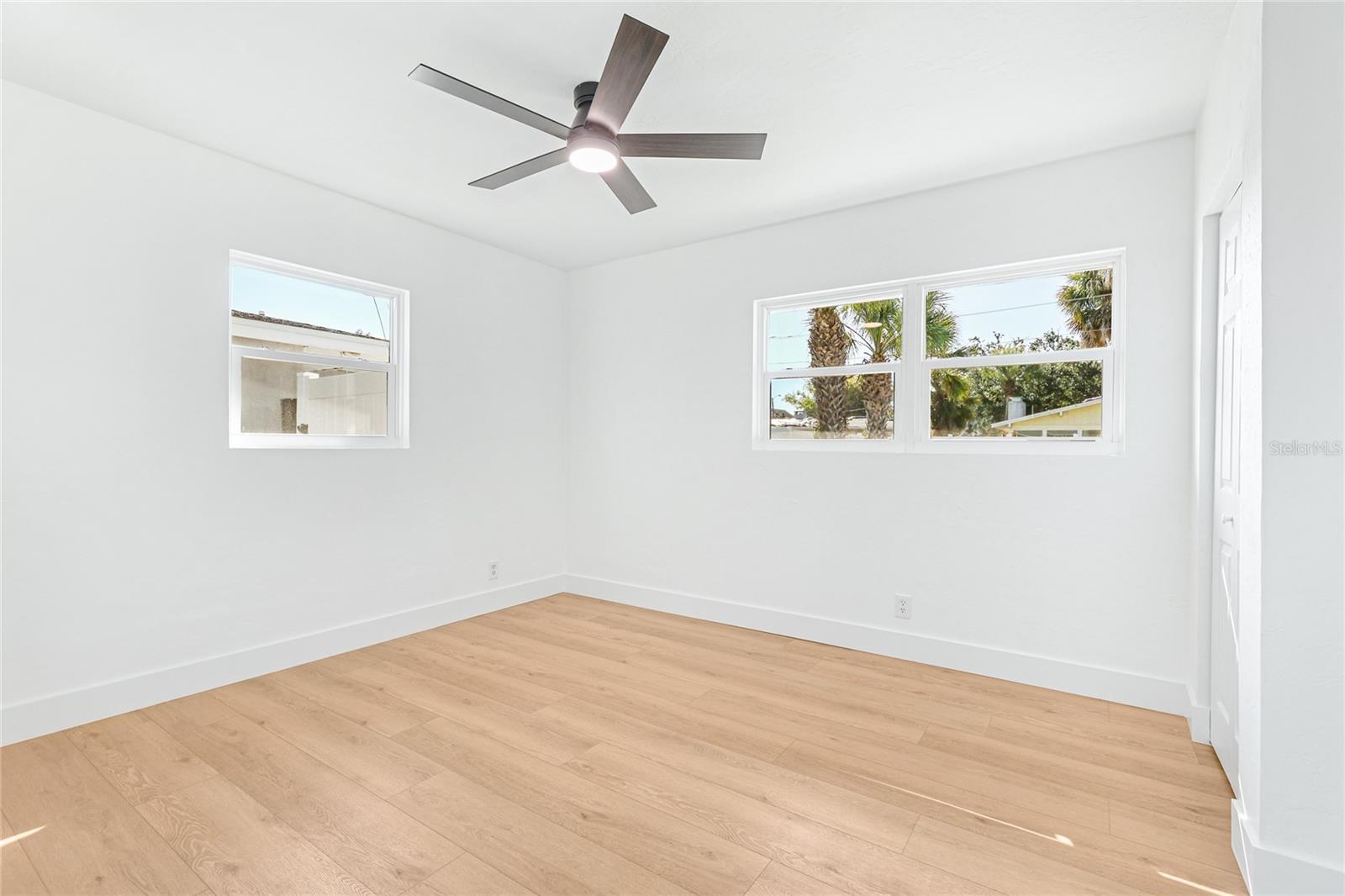 SOUTH GATE - Residential