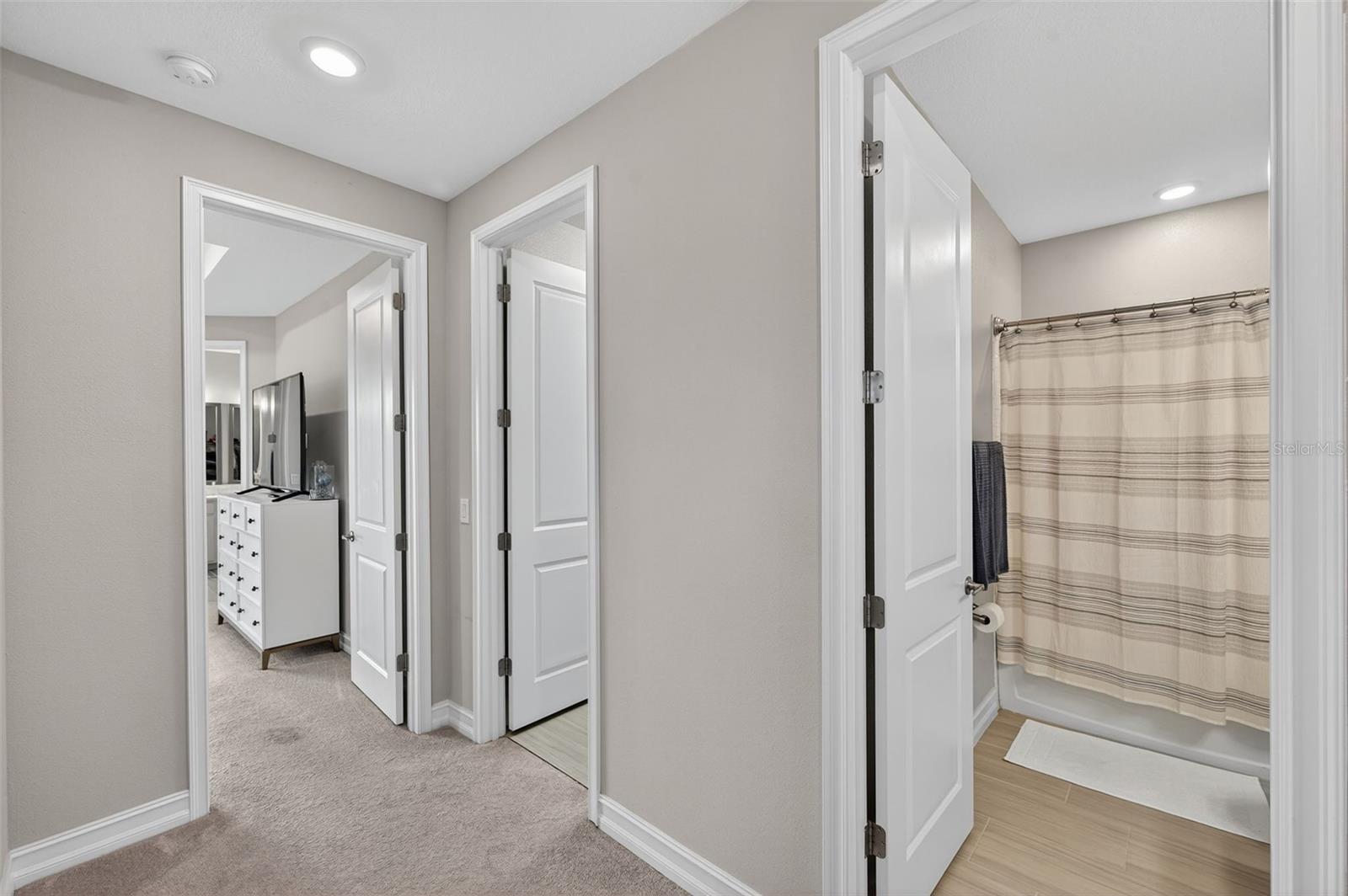 ESTANCIA SORTINO - Residential Lease