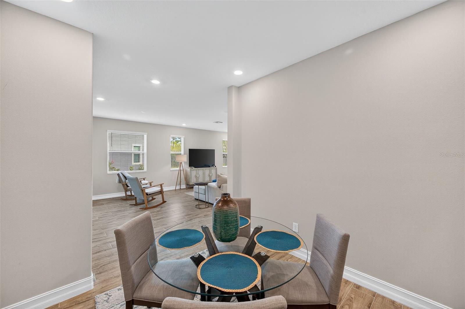 ESTANCIA SORTINO - Residential Lease