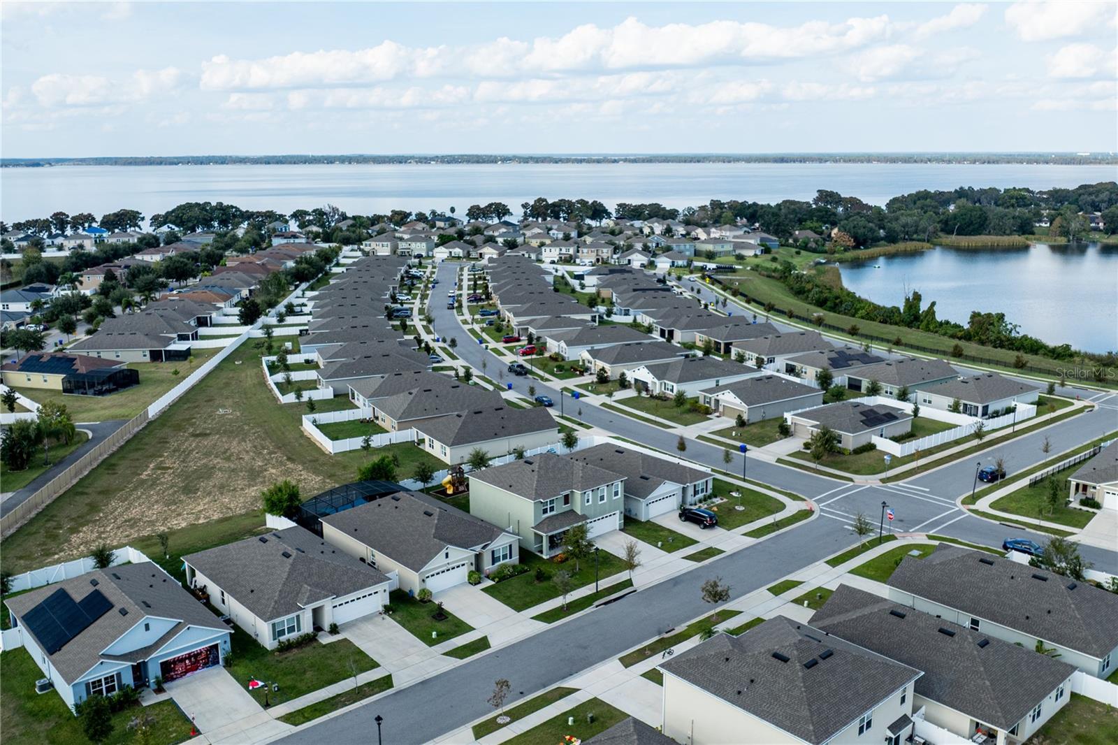 AVALON PARK TAVARES PH 1 - Residential