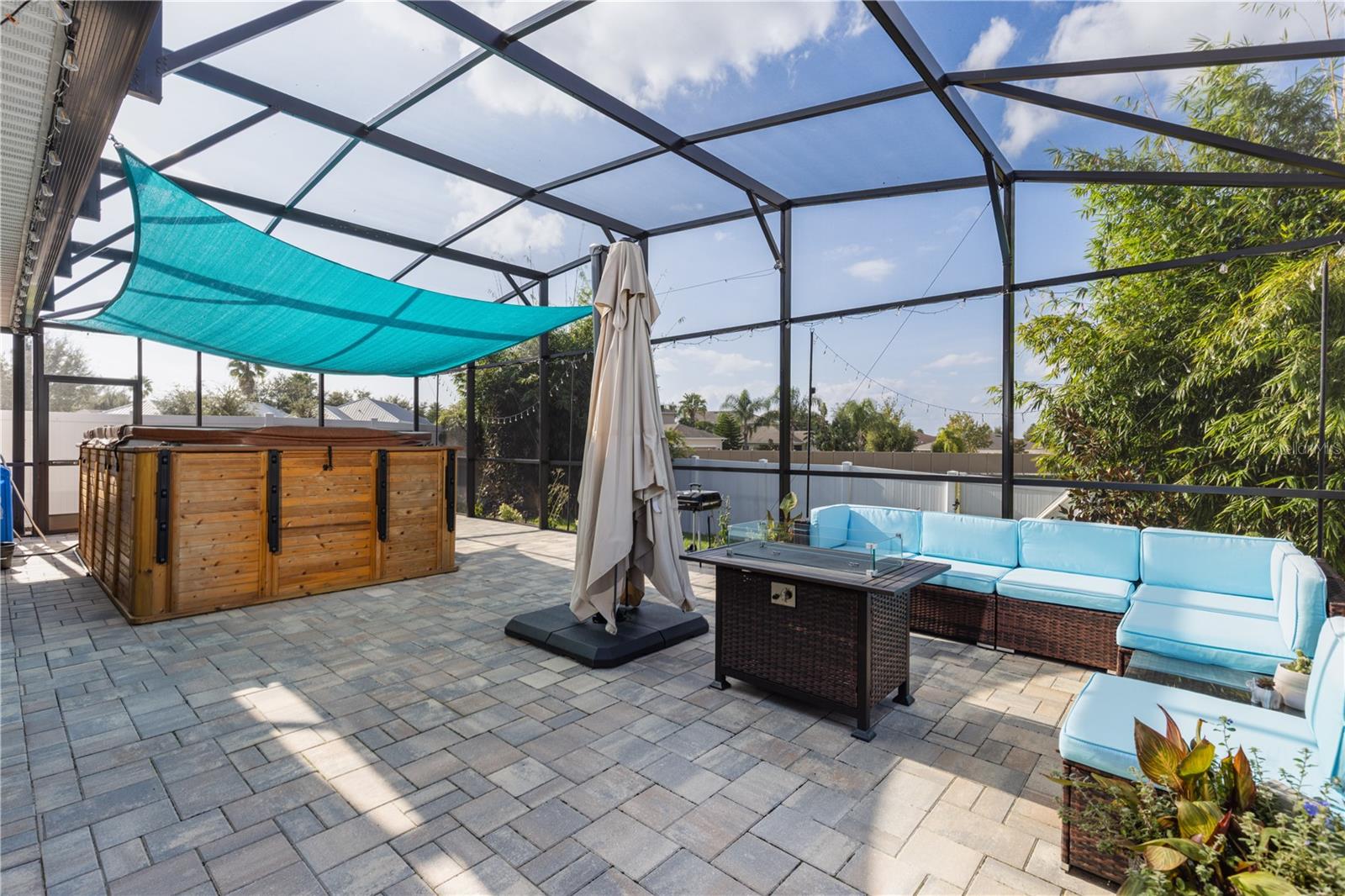 AVALON PARK TAVARES PH 1 - Residential