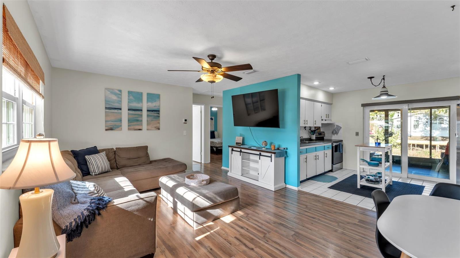 WEEKI WACHEE RIVER RETREATS - Residential