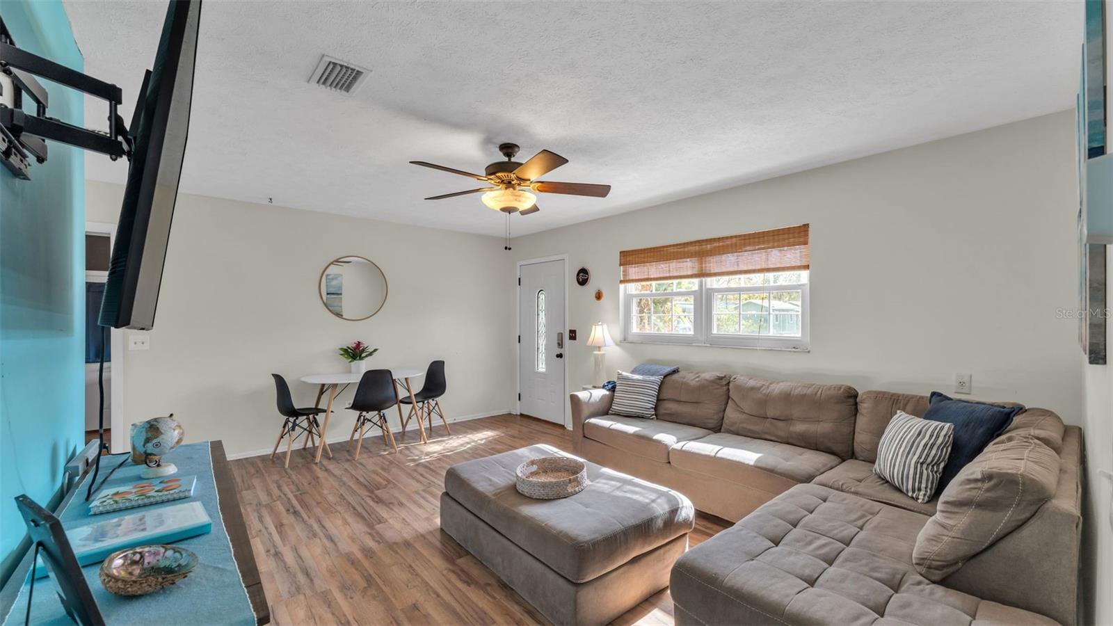 WEEKI WACHEE RIVER RETREATS - Residential