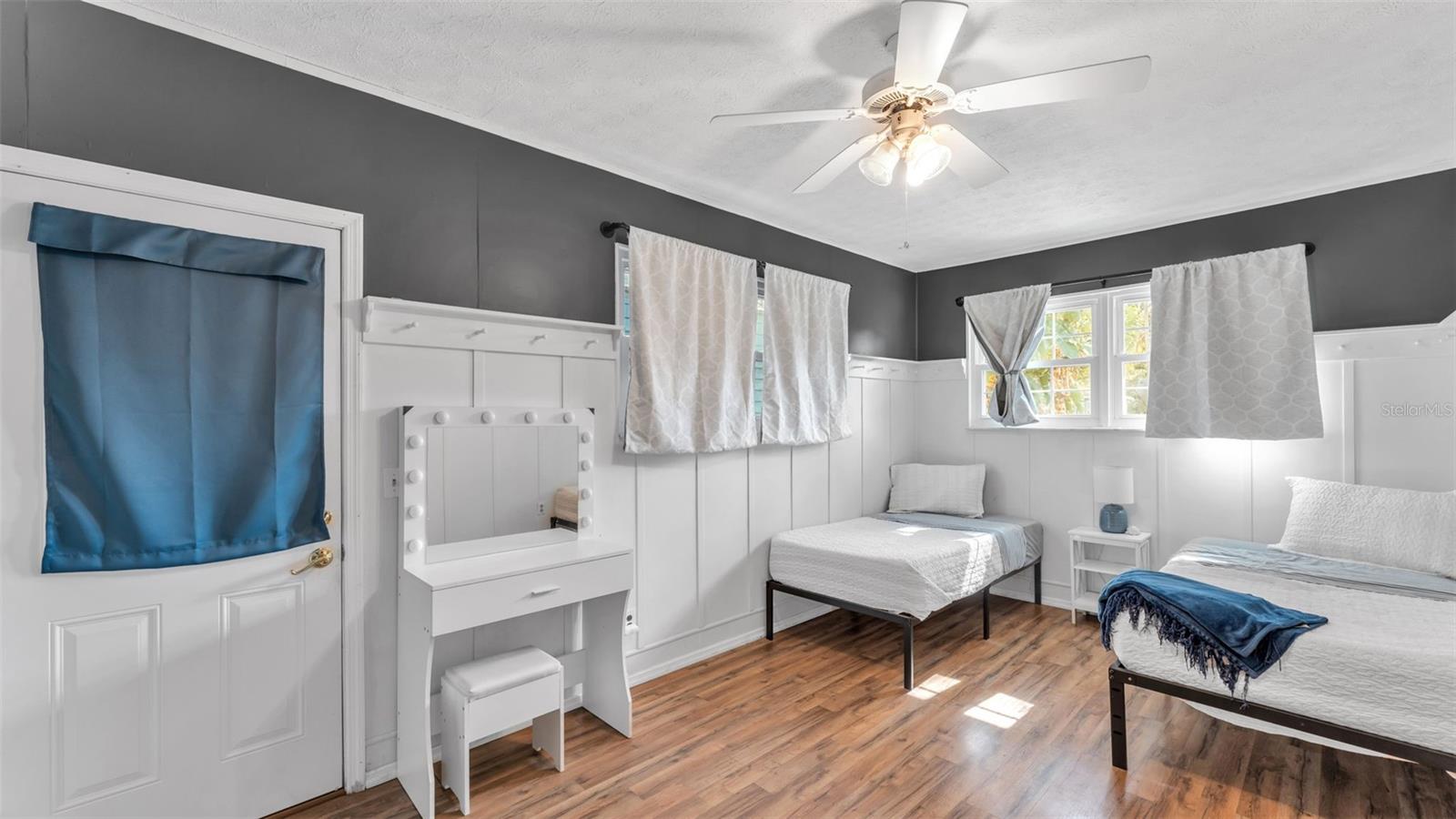 WEEKI WACHEE RIVER RETREATS - Residential