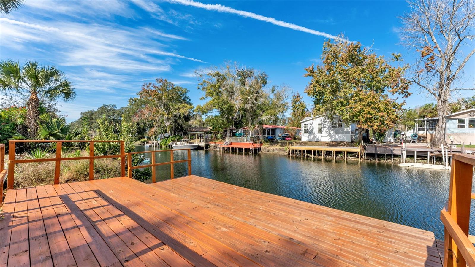 WEEKI WACHEE RIVER RETREATS - Residential