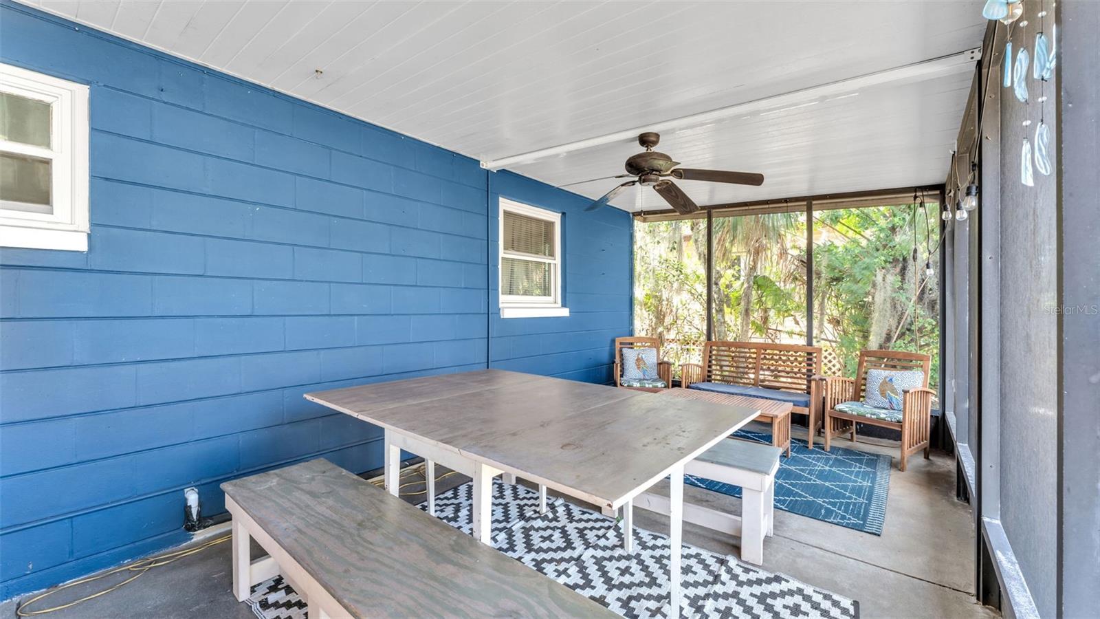 WEEKI WACHEE RIVER RETREATS - Residential