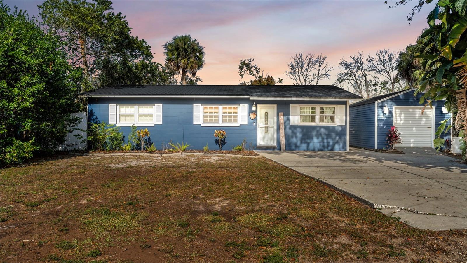 WEEKI WACHEE RIVER RETREATS - Residential