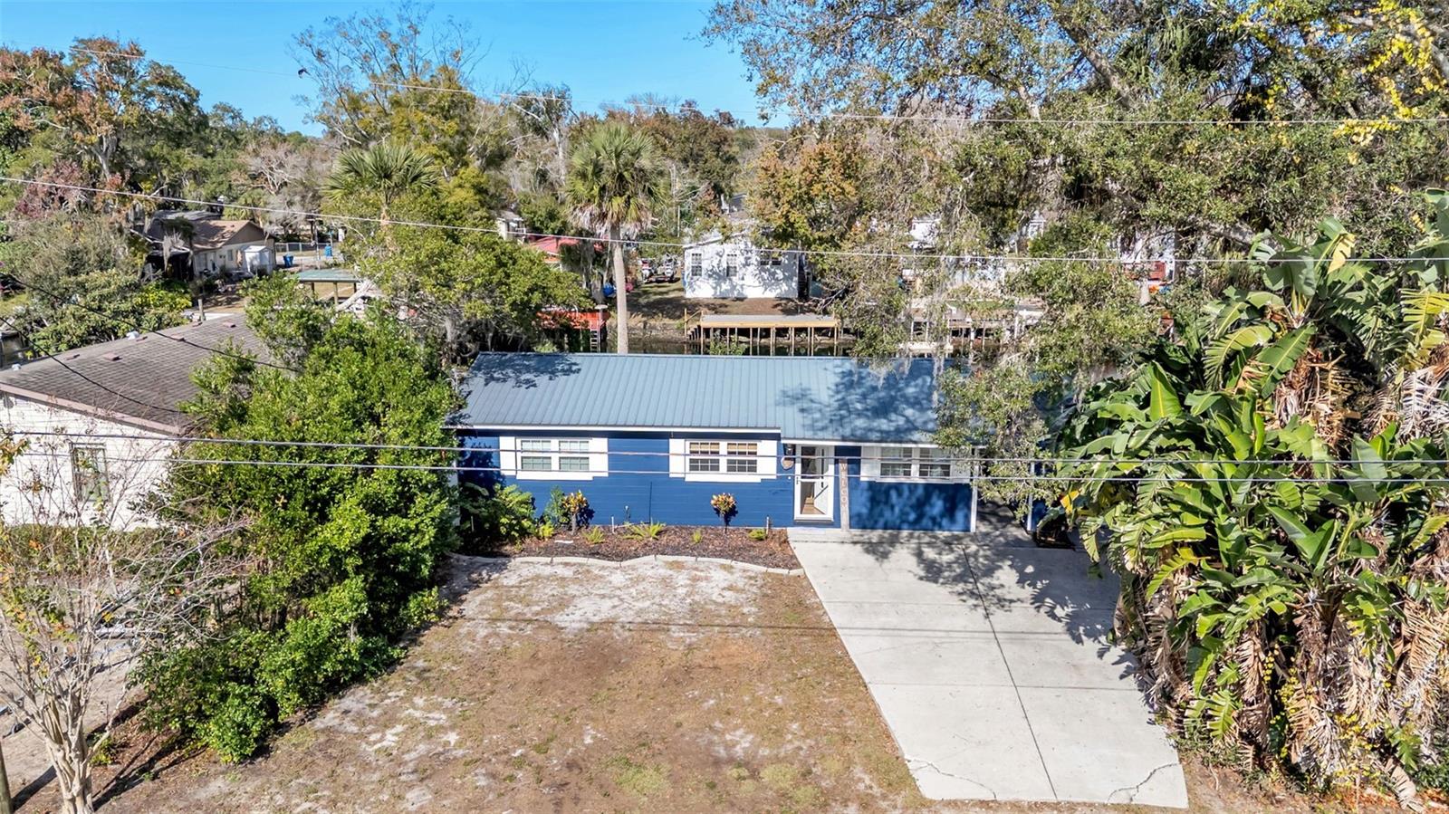 WEEKI WACHEE RIVER RETREATS - Residential