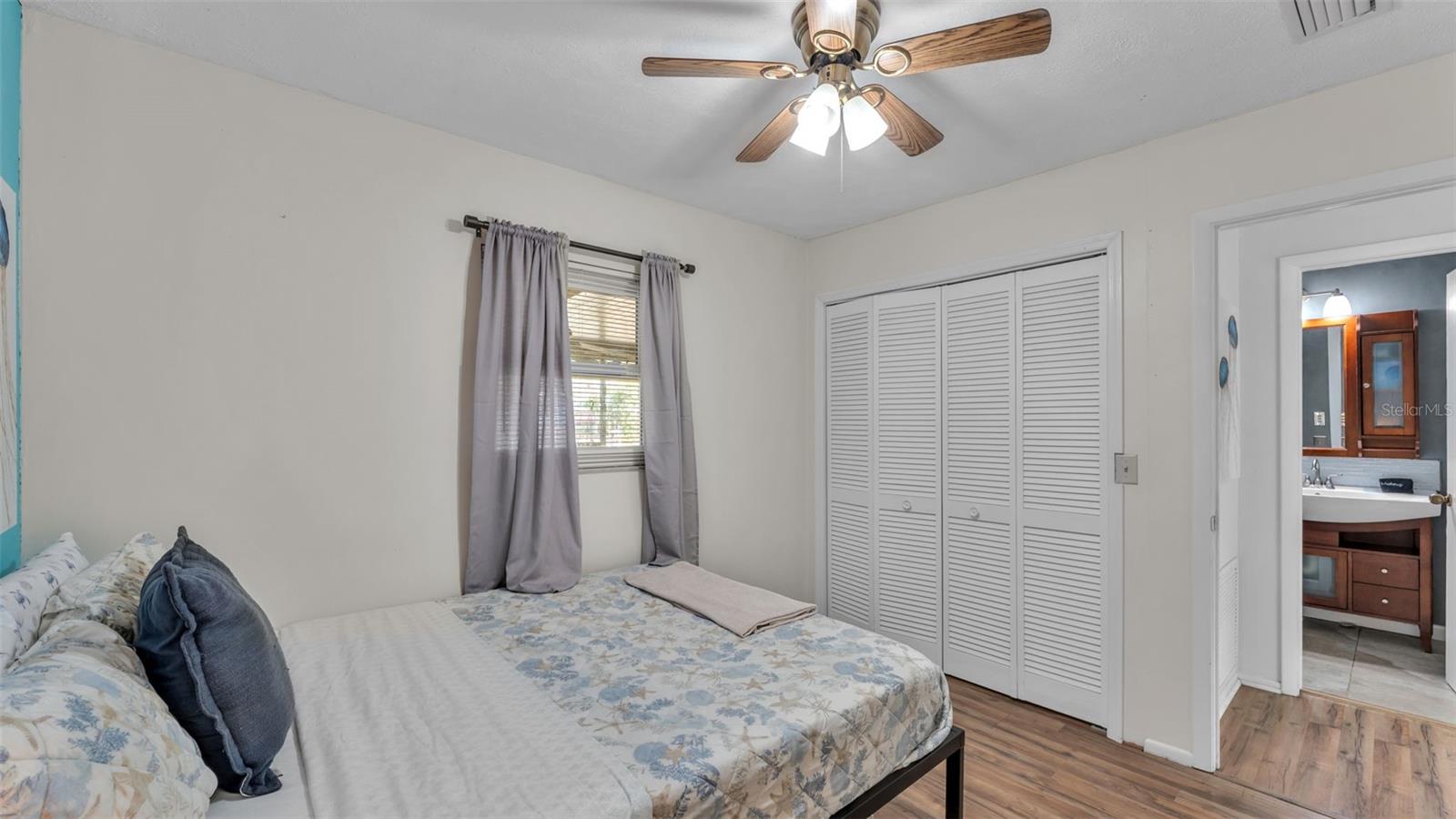 WEEKI WACHEE RIVER RETREATS - Residential