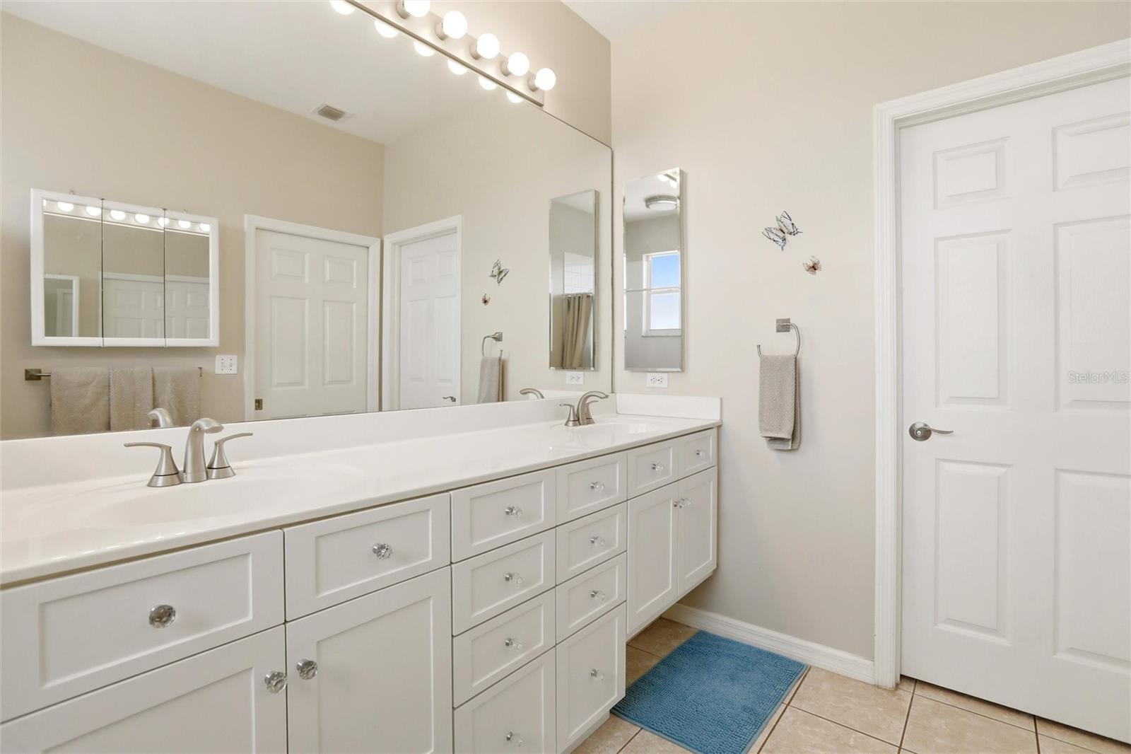 SILVERLAKES AT GATEWAY - Residential