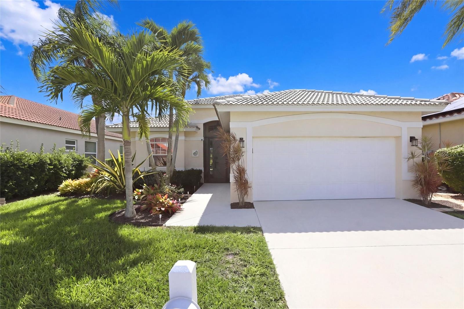 SILVERLAKES AT GATEWAY - Residential
