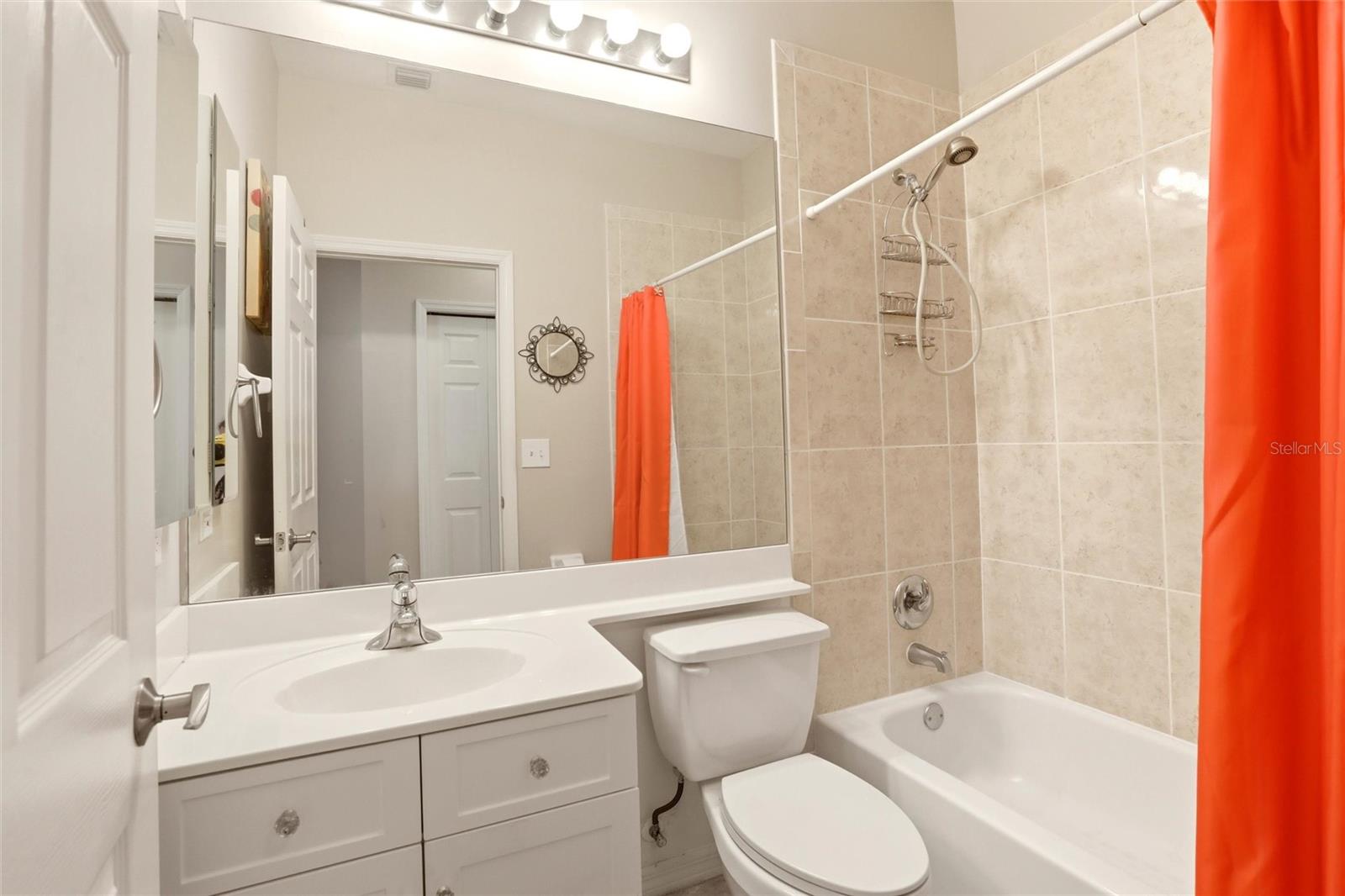 SILVERLAKES AT GATEWAY - Residential