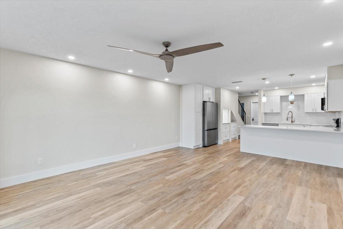 OCEAN PALM VILLAS SOUTH - Residential