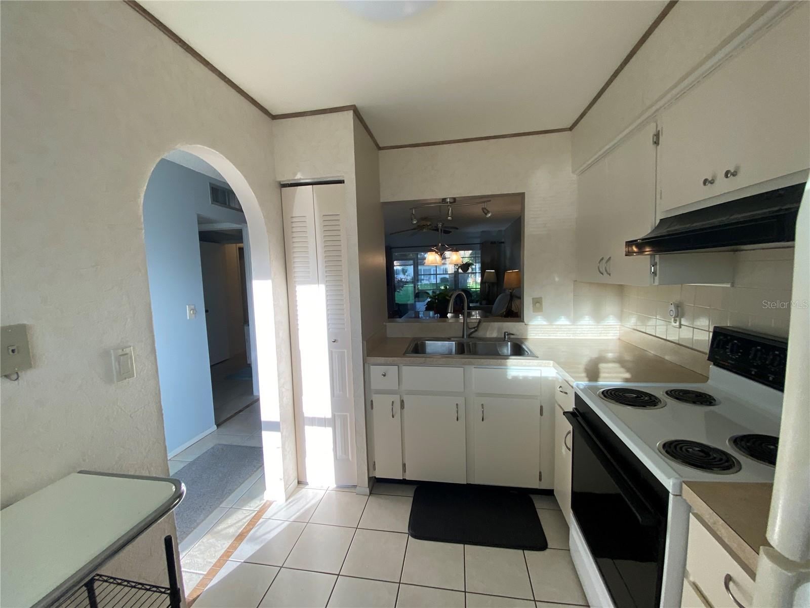 HIGHLAND LAKES MISSION GROVE CONDO - Residential