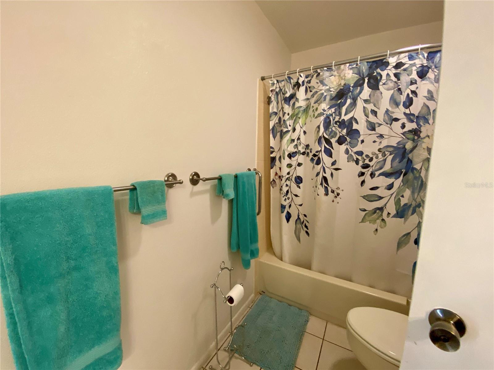 HIGHLAND LAKES MISSION GROVE CONDO - Residential