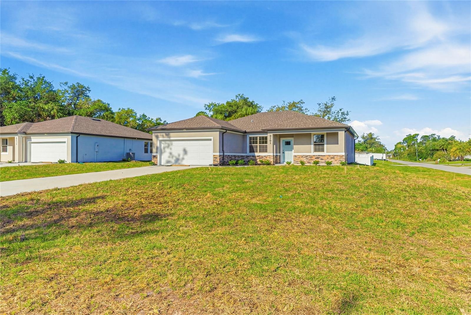 5101 S SAN MATEO DRIVE