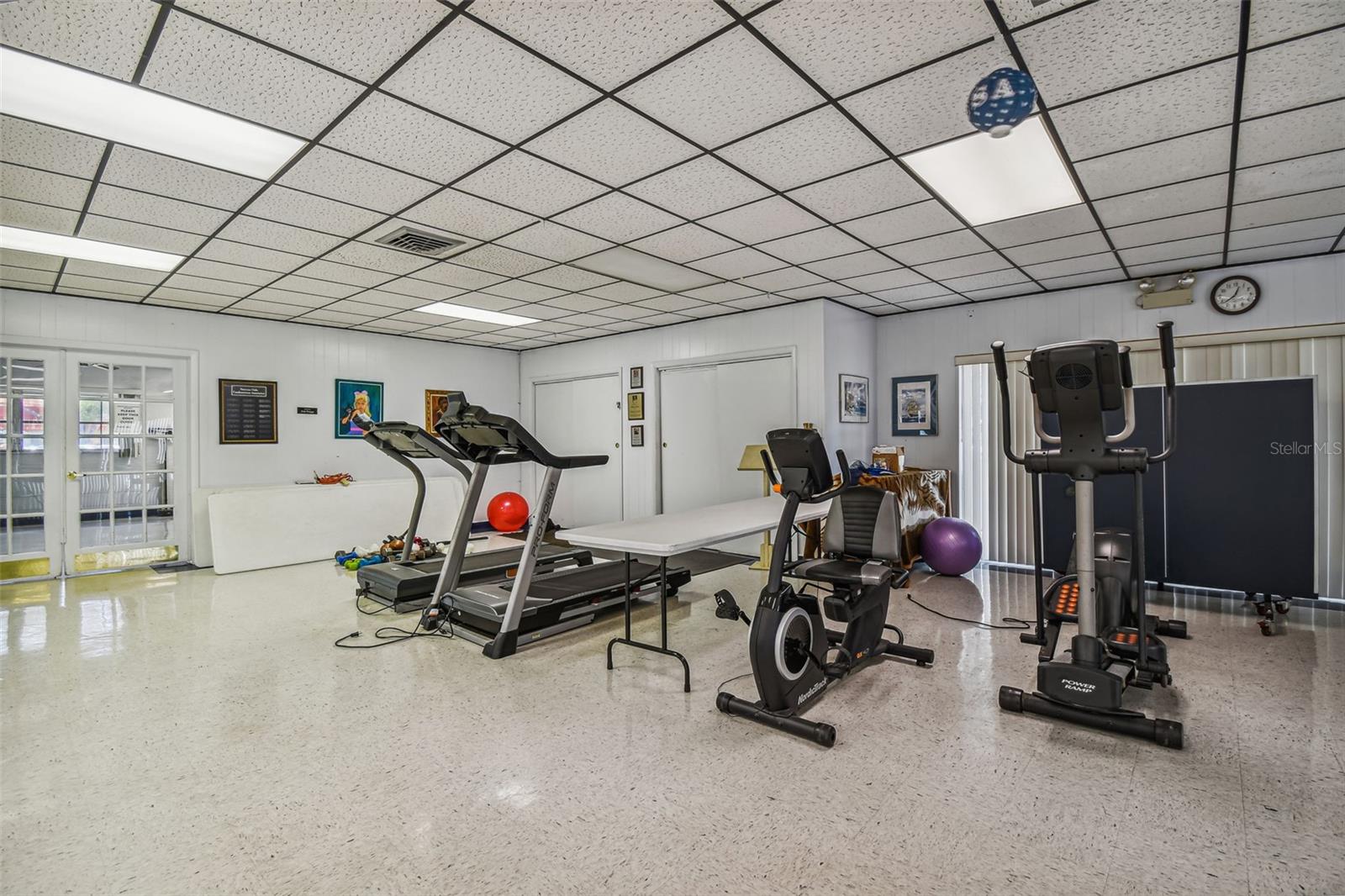 PATRICIAN OAKS - Residential