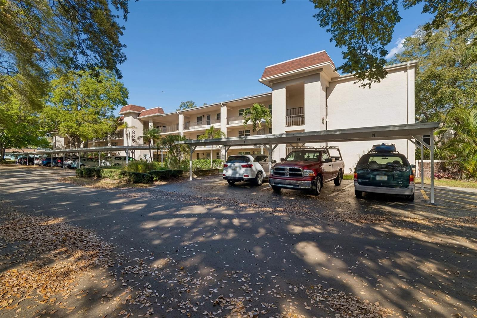 PATRICIAN OAKS - Residential