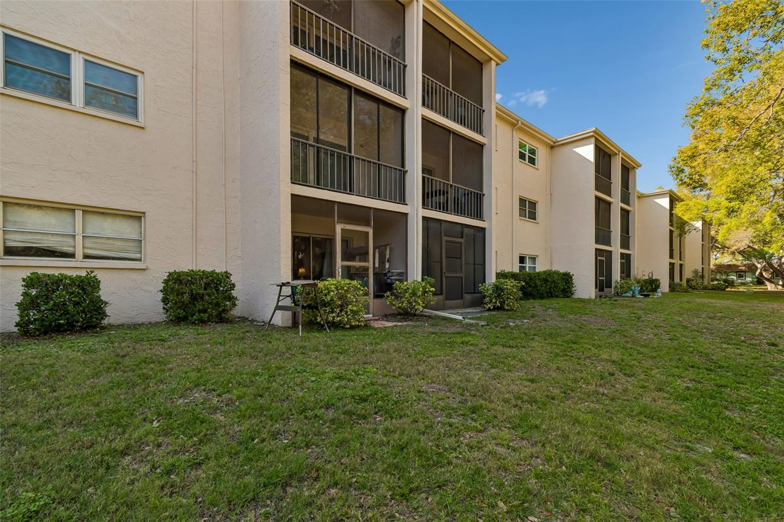 PATRICIAN OAKS - Residential