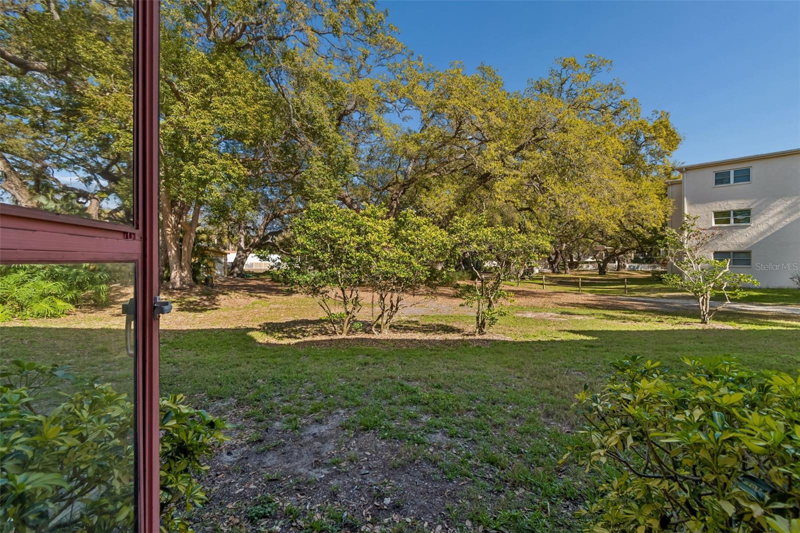 PATRICIAN OAKS - Residential