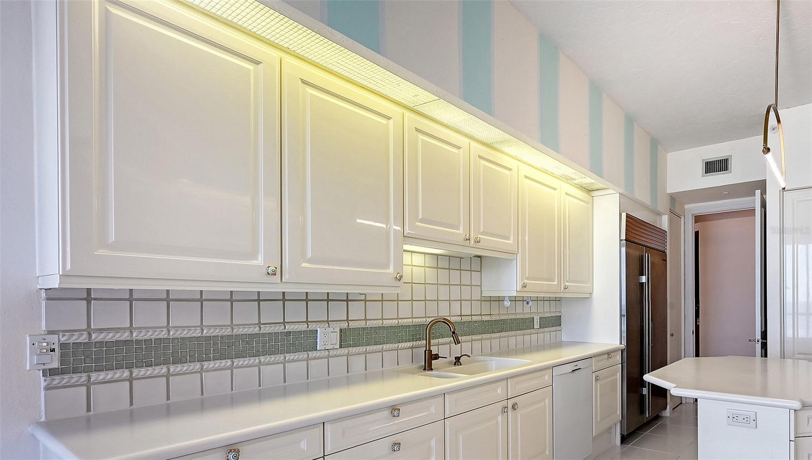 WATER CLUB 01 AT LONGBOAT KEY - Residential