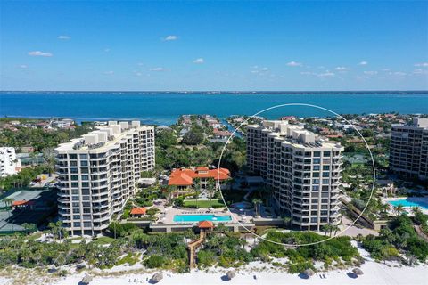 Photo of 1241 Gulf Of Mexico Drive #804, Longboat Key, FL 34228 (MLS # A4669837)