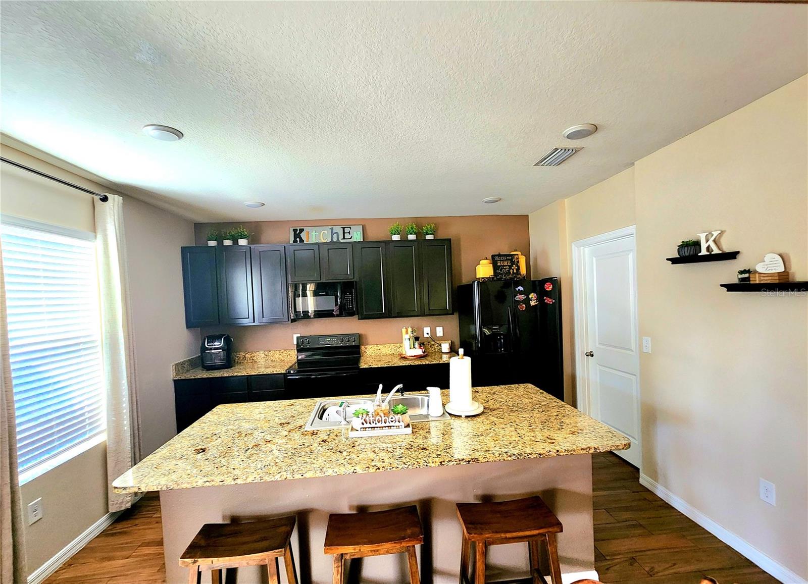 DEL TIERRA PH IV-B & IV-C - Residential