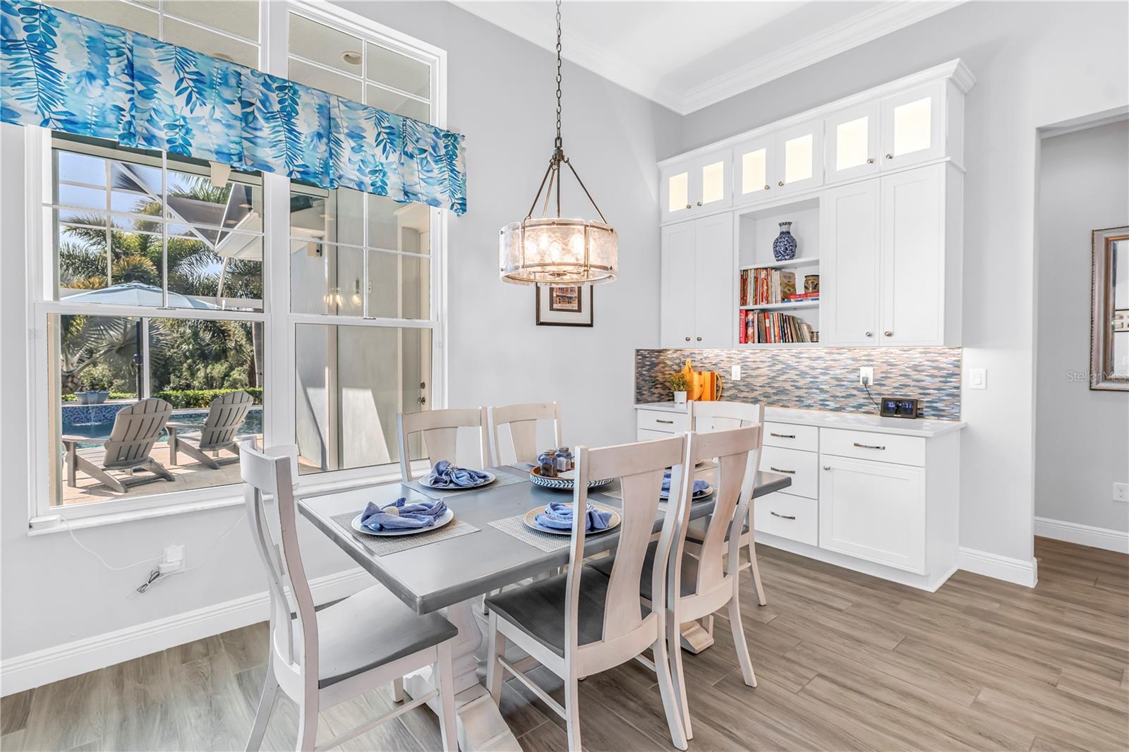 MIRABAY PH 3C-2 - Residential