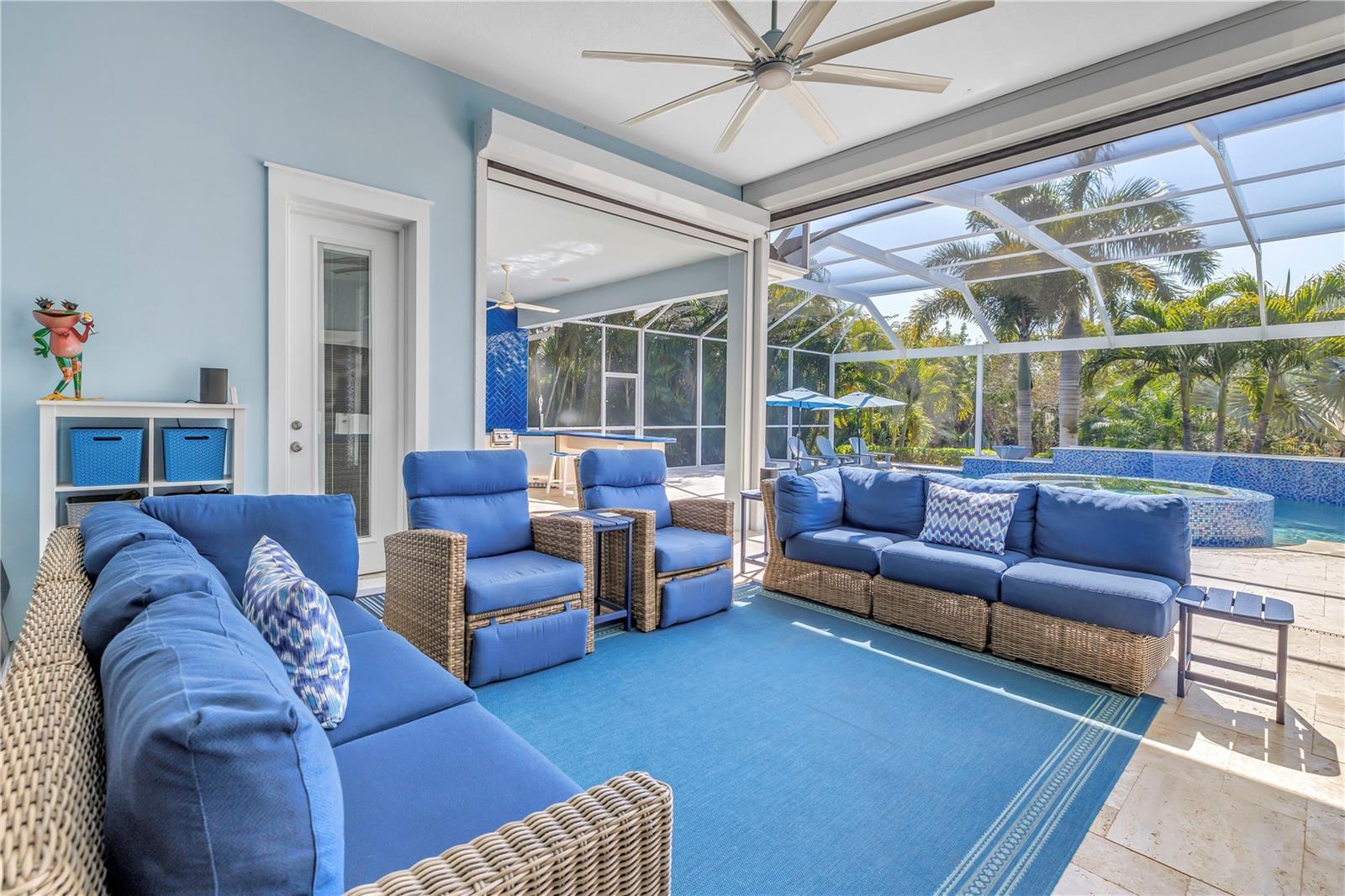 MIRABAY PH 3C-2 - Residential