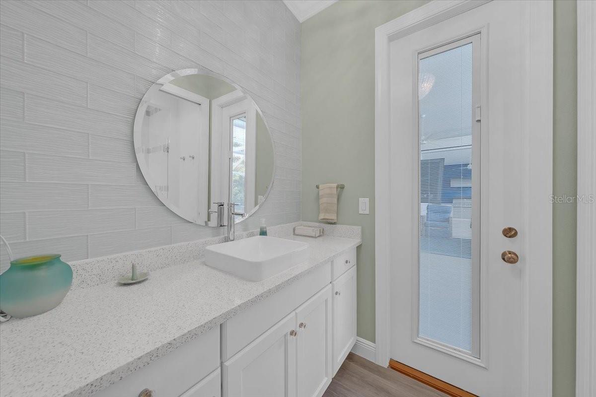 MIRABAY PH 3C-2 - Residential