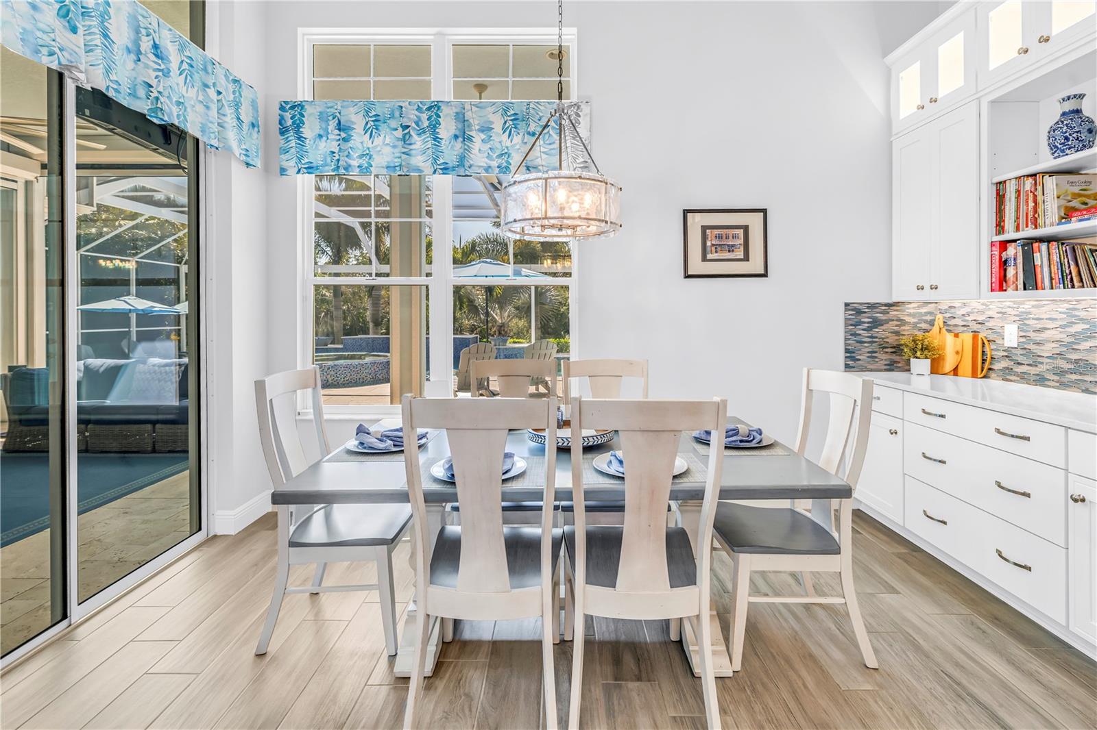 MIRABAY PH 3C-2 - Residential