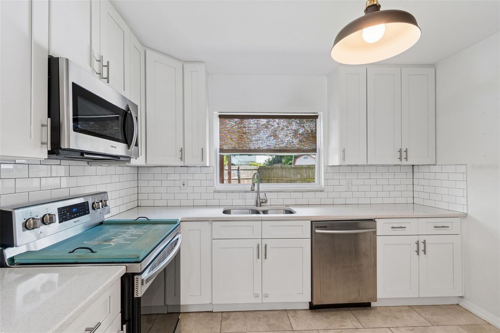 BOCA CIEGA RIDGE 4TH ADD - Residential