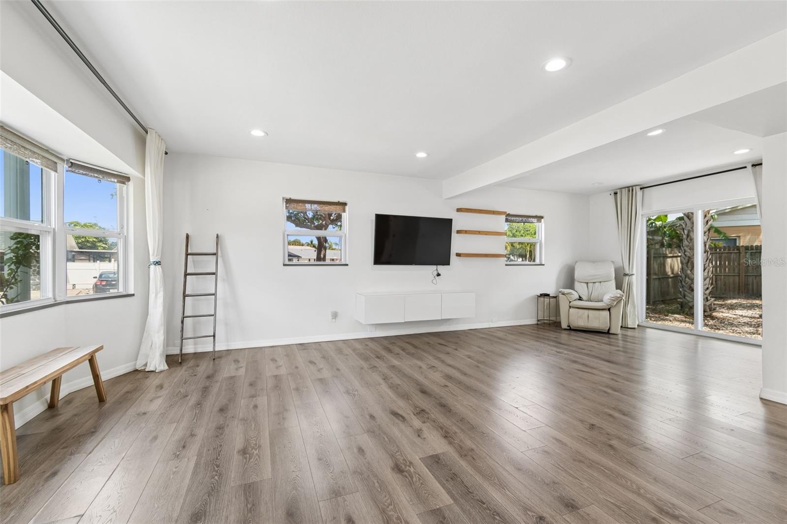 BOCA CIEGA RIDGE 4TH ADD - Residential