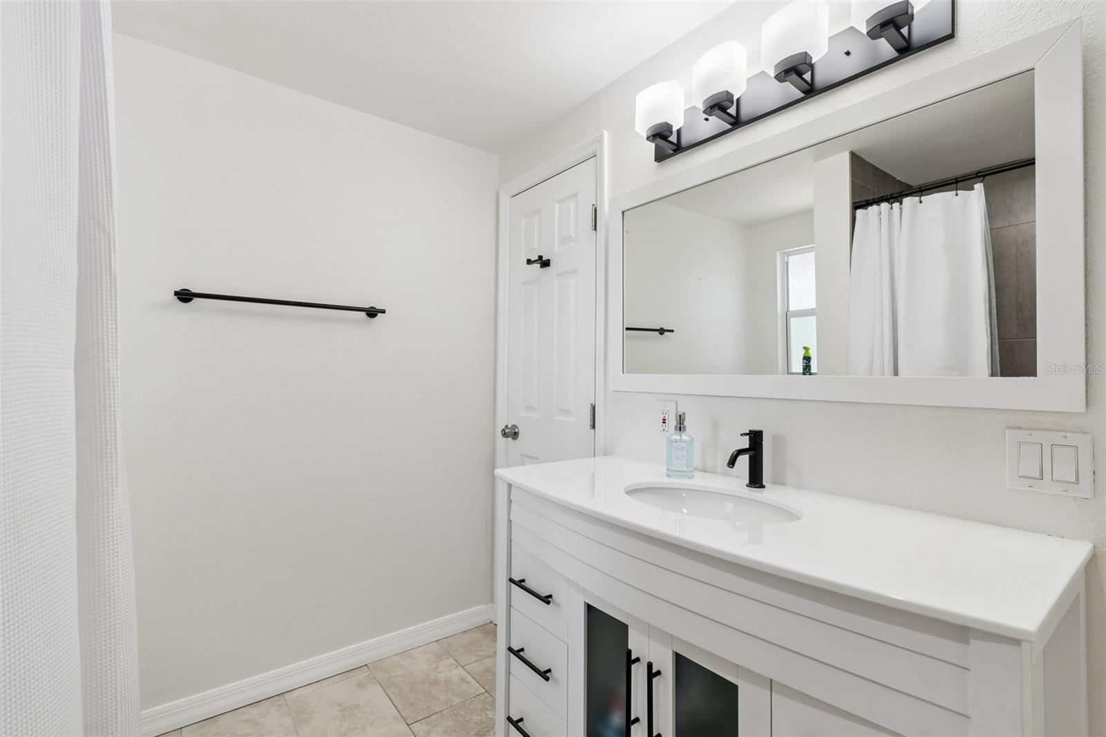 BOCA CIEGA RIDGE 4TH ADD - Residential