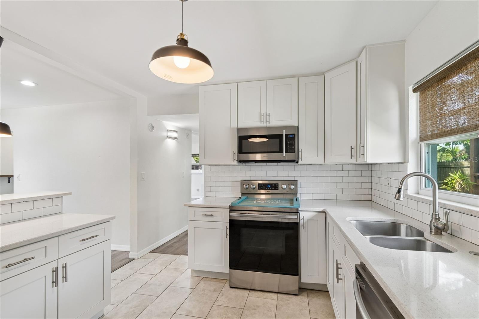 BOCA CIEGA RIDGE 4TH ADD - Residential