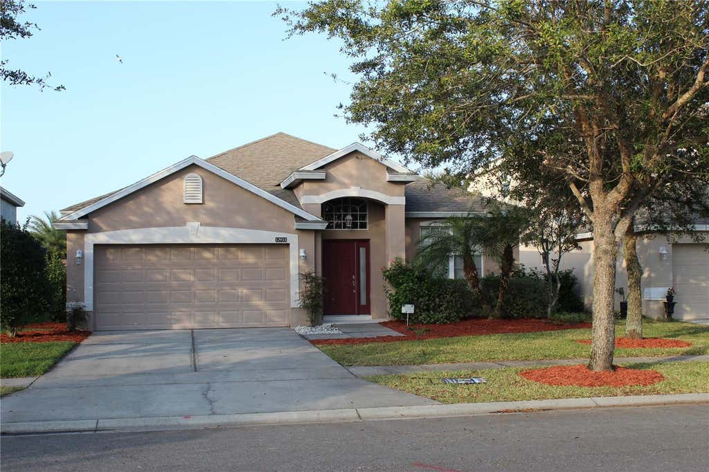 Photo of 12933 Entrada Drive, Orlando, FL 32837 (MLS # O6436261)