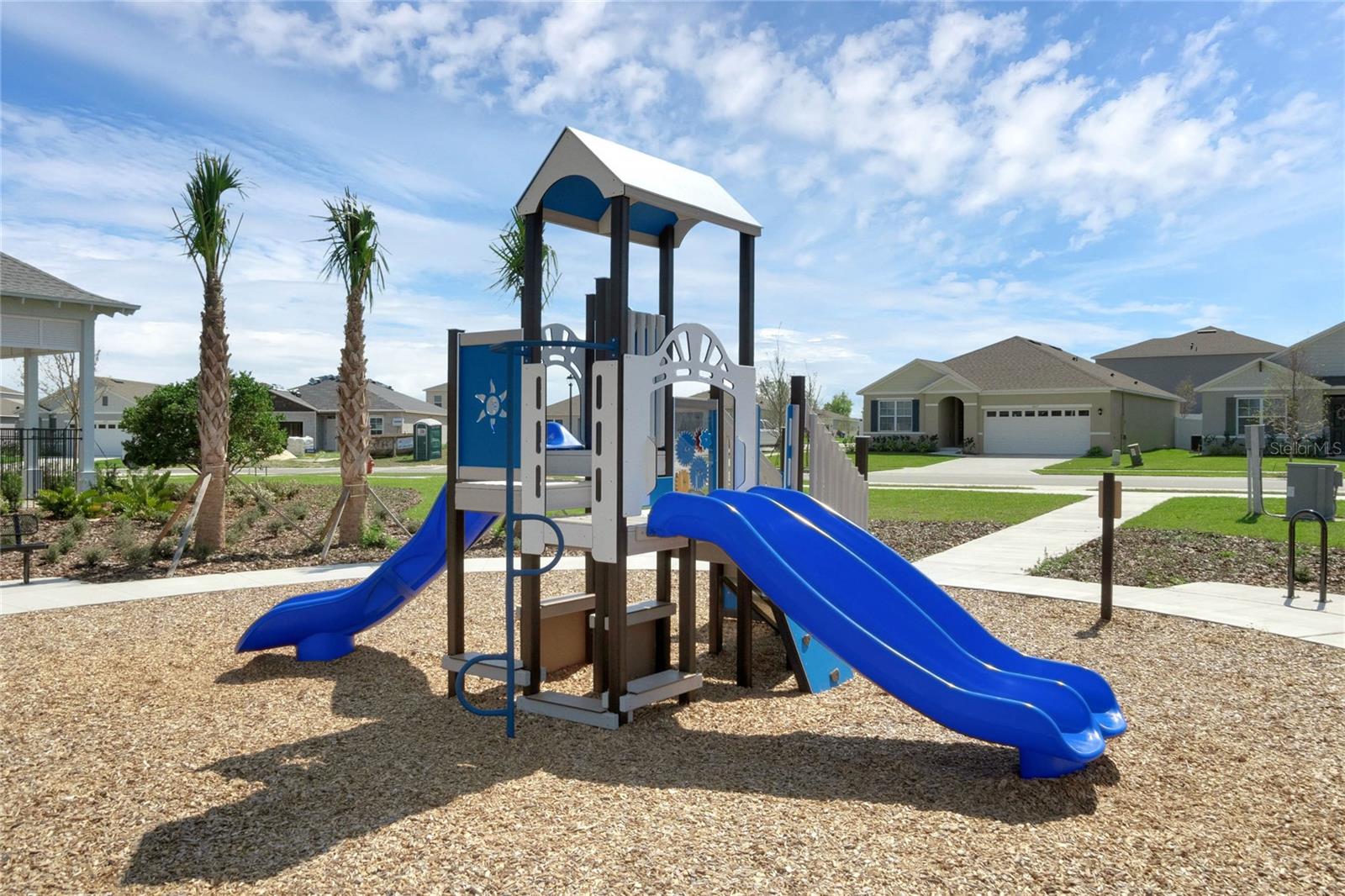 AVALON PARK TAVARES - Residential