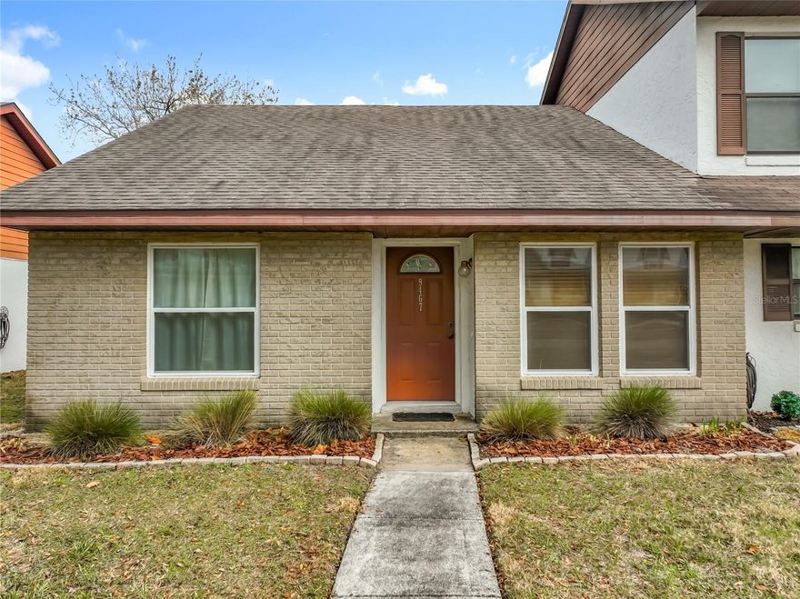 Townhouse for Sale 2 bedrooms and 2 bathrooms end-unit in Citrus Oaks! This community offers a recreational building and pool that overlooks Lake Lotta. Tile flooring throughout the main living areas with carpet in the bedrooms. Ceiling fans in bedrooms. Great sunlight into the bedrooms and dining area. Roof was replaced in 2018, Windows replaced in 2010, Septic drain field replaced in 2014.  Hight ceilings. Walk out to a screened in back porch perfect for relaxing, with laundry room. Private rear driveway with two parking spaces. HOA ONLY $60 MONTHLY and LAWN SERVICE INCLUDED! Conveniently located to all shopping, dining (Winter Garden - Orlando) and theme parks. Enjoy use of community pool and clubhouse, tennis court, and basketball court. Location offers easy access to the 408/429 and the FLORIDA TURNPIKE. SCHEDULE A SHOWING TODAY!