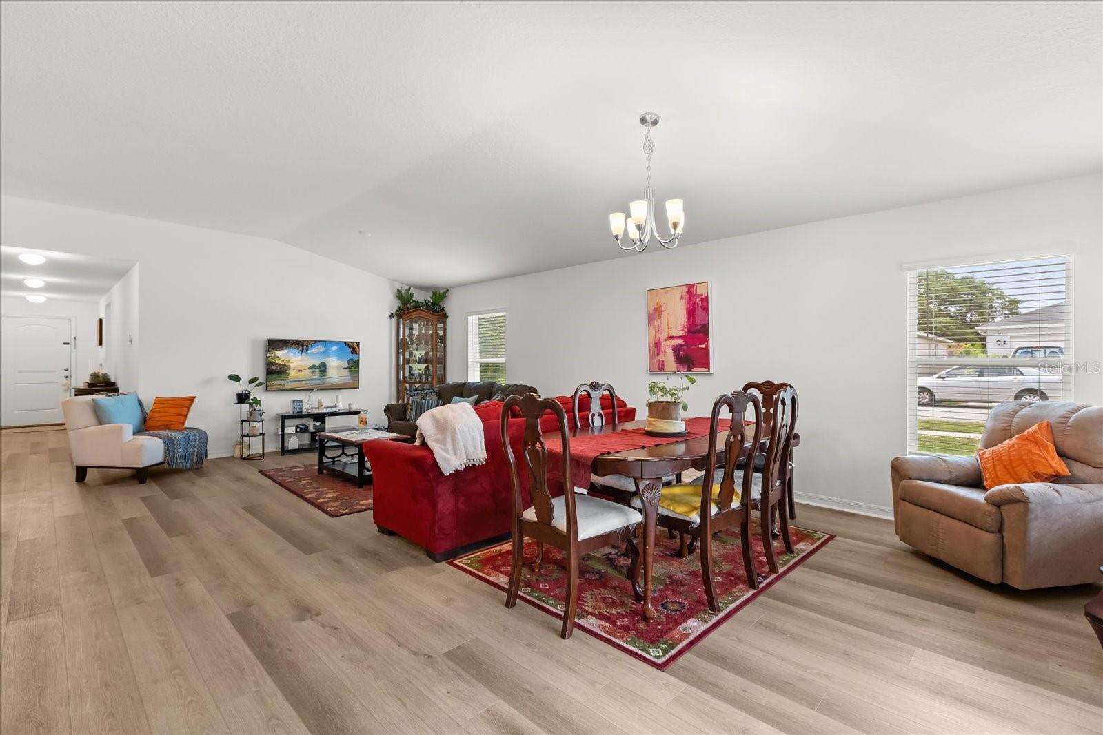 3260 CASA DEL REY AVENUE