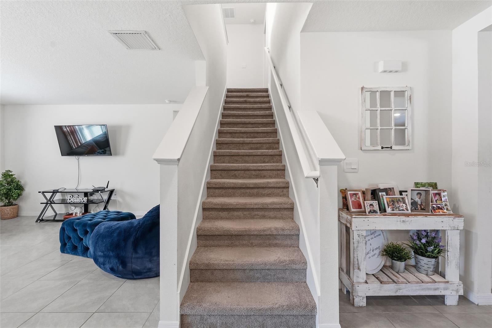 ZEPHYR RDG - Residential