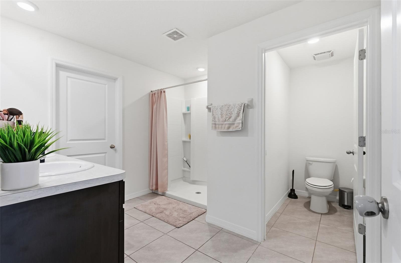 ZEPHYR RDG - Residential