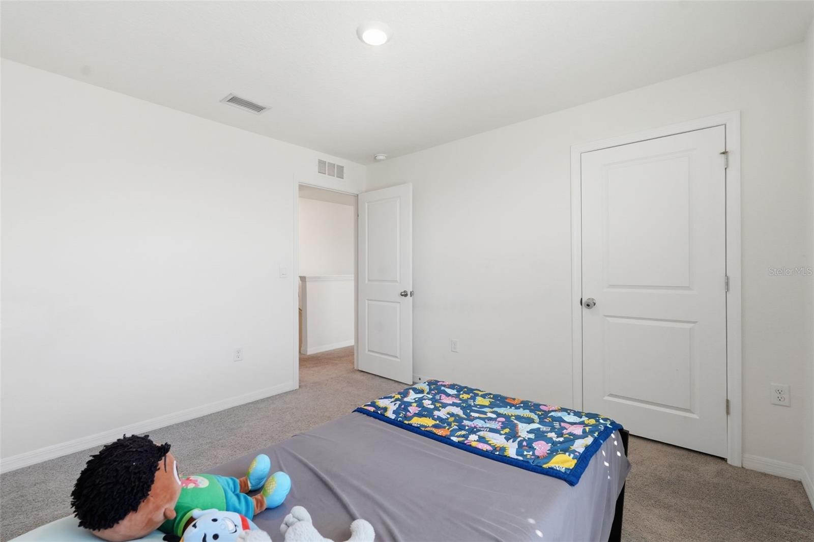 ZEPHYR RDG - Residential