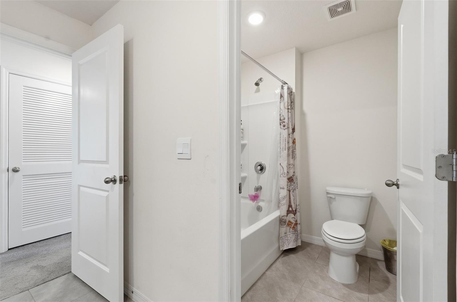 ZEPHYR RDG - Residential