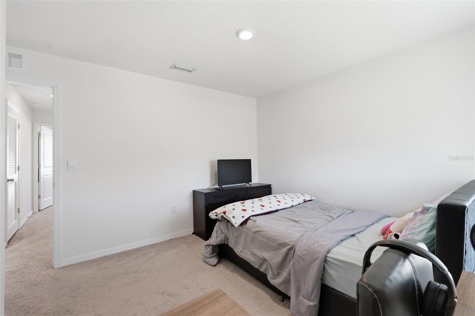 ZEPHYR RDG - Residential