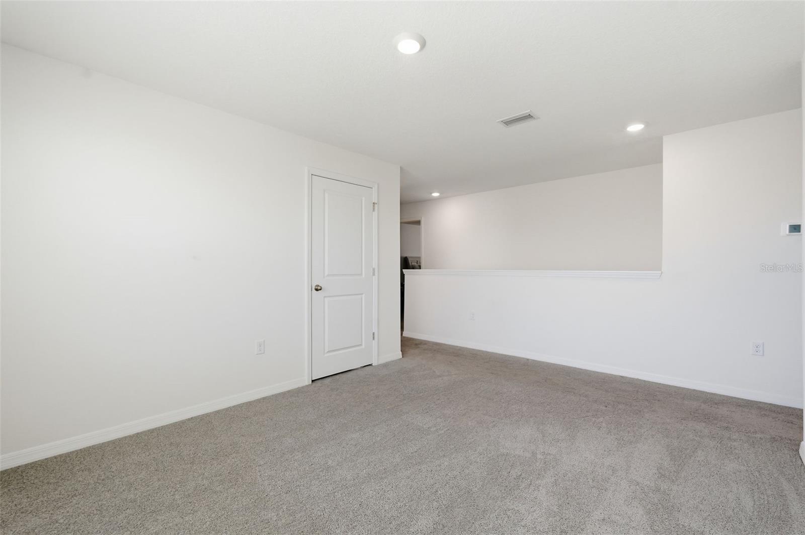 ZEPHYR RDG - Residential