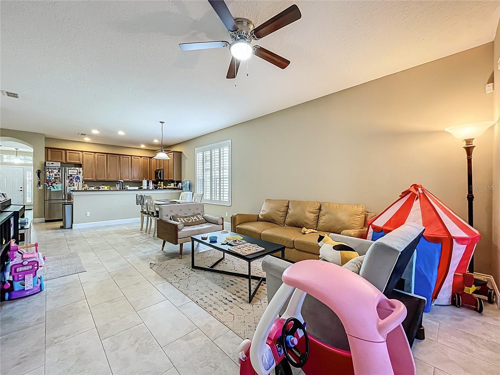 ROSE BAY PH 01 49 28 - Residential