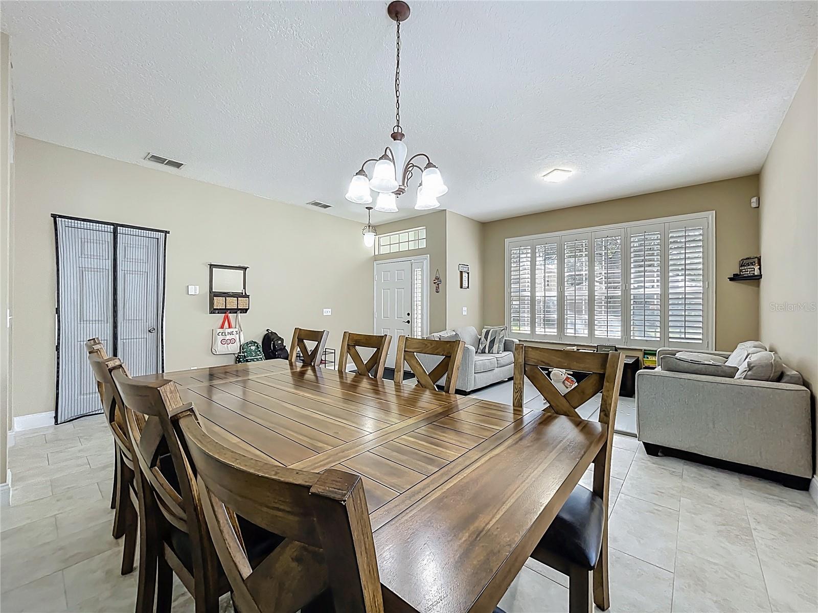 ROSE BAY PH 01 49 28 - Residential