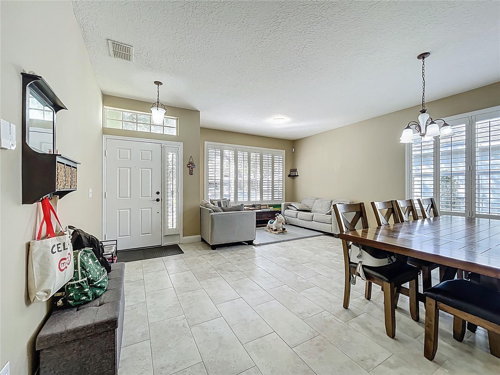 ROSE BAY PH 01 49 28 - Residential